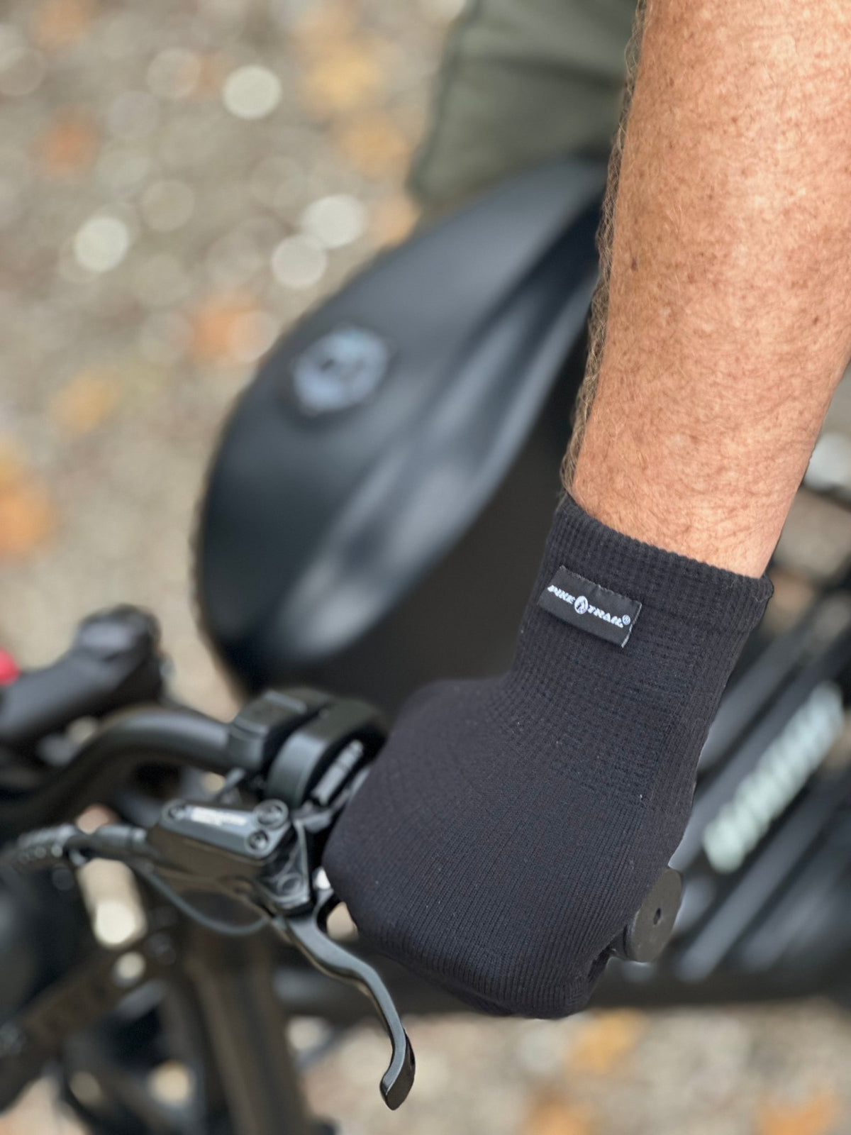 Pike Trail Water Resistance Seamless Gloves - Corkscrew Kid